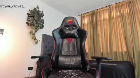 Brayan Chavez online show from June 2026 08:22:02 PM