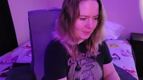 Snapshot of internetfairy_xo chatting on February 2026 09:30:01 AM Faye online show from February 2026 09:30:01 AM