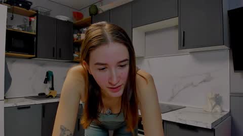 Snapshot of internetsexplorer chatting on December 2024 10:36:01 PM Bernadette Join online show from December 2024 10:36:01 PM