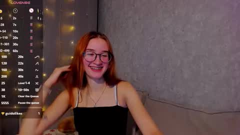 Snapshot of internetsexplorer chatting on December 2025 10:16:01 PM Bernadette Join online show from December 2025 10:16:01 PM