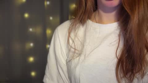 Snapshot of internetsexplorer chatting on December 2025 10:28:02 PM Bernadette Join online show from December 2025 10:28:02 PM