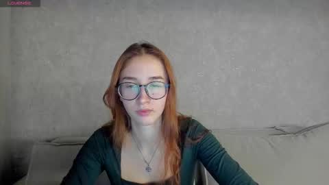 Snapshot of internetsexplorer chatting on January 2026 10:36:01 PM Bernadette Join online show from January 2026 10:36:01 PM