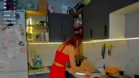 Snapshot of internetsexplorer chatting on February 2026 11:37:02 AM Bernadette Join online show from February 2026 11:37:02 AM