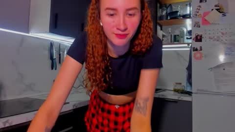 Snapshot of internetsexplorer chatting on February 2026 10:52:01 PM Bernadette Join online show from February 2026 10:52:01 PM