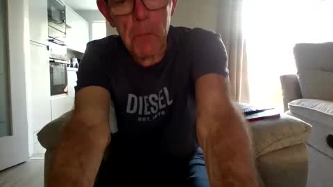 inthemood63 online show from May 2026 07:31:02 PM