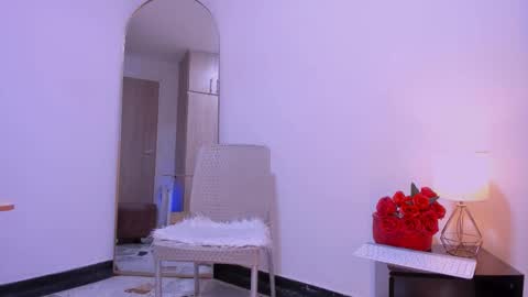 Snapshot of intime_zone chatting on October 2025 07:59:01 PM Pantyhose Queen online show from October 2025 07:59:01 PM