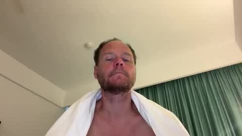 Snapshot of iphoneair chatting on March 2026 08:09:01 AM iphoneair online show from March 2026 08:09:01 AM