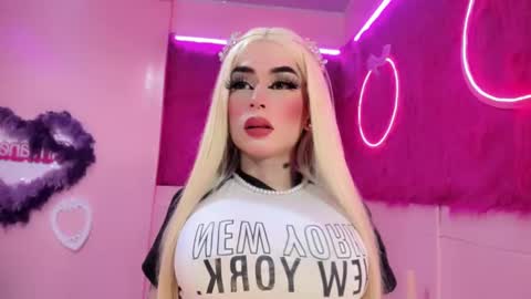 Snapshot of irina_lechera_ chatting on December 2024 02:48:02 PM Irina online show from December 2024 02:48:02 PM