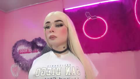 Snapshot of irina_lechera_ chatting on December 2024 12:02:01 AM Irina online show from December 2024 12:02:01 AM