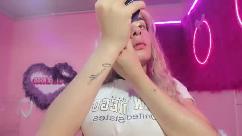 Snapshot of irina_lechera_ chatting on December 2024 02:46:02 PM Irina online show from December 2024 02:46:02 PM