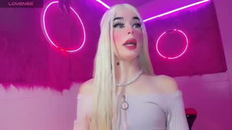 Snapshot of irina_lechera_ chatting on January 2025 07:55:01 PM Irina online show from January 2025 07:55:01 PM