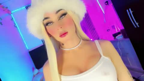 Snapshot of irina_lechera_ chatting on September 2025 07:37:02 PM Irina online show from September 2025 07:37:02 PM