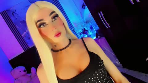 Snapshot of irina_lechera_ chatting on September 2025 09:16:02 PM Irina online show from September 2025 09:16:02 PM