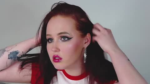 Snapshot of irinaart chatting on December 2024 05:31:02 AM Irina online show from December 2024 05:31:02 AM