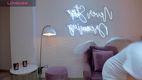 Snapshot of irinaportman chatting on December 2024 03:13:02 AM Irina online show from December 2024 03:13:02 AM