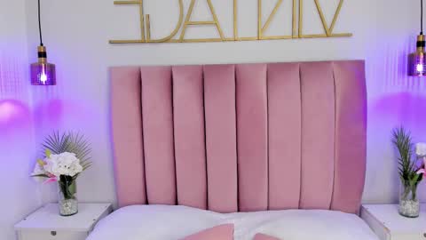 Snapshot of irinasilver chatting on October 2025 08:29:02 PM Irina Silver cami online show from October 2025 08:29:02 PM