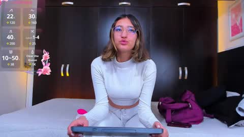 IrisVianca online show from March 2025 11:06:02 AM