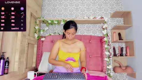 Hot Charlotte  online show from February 2025 12:16:01 PM