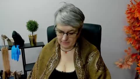 Snapshot of iris_xdesire chatting on January 2025 10:45:01 AM I R I S online show from January 2025 10:45:01 AM