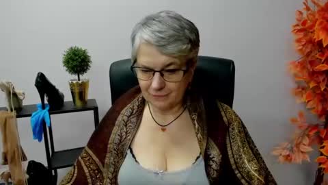 Snapshot of iris_xdesire chatting on January 2025 10:58:02 AM I R I S online show from January 2025 10:58:02 AM