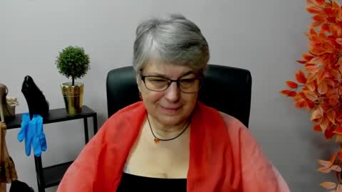 Snapshot of iris_xdesire chatting on February 2025 08:33:02 AM I R I S online show from February 2025 08:33:02 AM