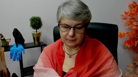 Snapshot of iris_xdesire chatting on February 2025 07:15:01 AM I R I S online show from February 2025 07:15:01 AM