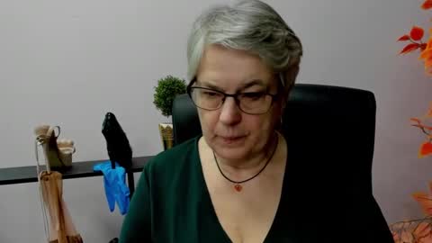 Snapshot of iris_xdesire chatting on February 2025 11:31:02 AM I R I S online show from February 2025 11:31:02 AM