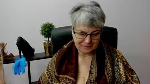 Snapshot of iris_xdesire chatting on February 2025 10:51:02 AM I R I S online show from February 2025 10:51:02 AM