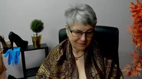 Snapshot of iris_xdesire chatting on February 2025 09:00:02 AM I R I S online show from February 2025 09:00:02 AM