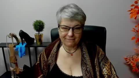 Snapshot of iris_xdesire chatting on February 2025 08:59:02 AM I R I S online show from February 2025 08:59:02 AM