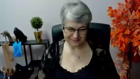 Snapshot of iris_xdesire chatting on March 2025 10:49:01 AM I R I S online show from March 2025 10:49:01 AM