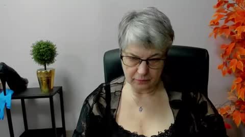 Snapshot of iris_xdesire chatting on March 2025 10:48:01 AM I R I S online show from March 2025 10:48:01 AM