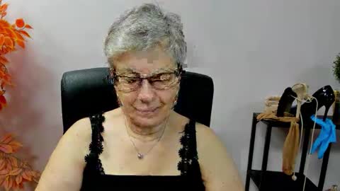 Snapshot of iris_xdesire chatting on October 2025 07:06:02 AM I R I S online show from October 2025 07:06:02 AM