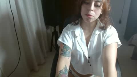 irisarellano_ online show from July 2026 02:45:02 PM