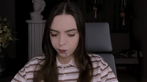 Snapshot of iriscline chatting on December 2024 12:55:02 PM Iris online show from December 2024 12:55:02 PM