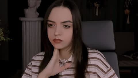 Snapshot of iriscline chatting on December 2024 04:01:02 PM Iris online show from December 2024 04:01:02 PM