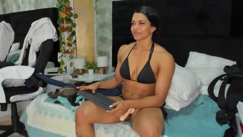 Snapshot of irisfit chatting on February 2025 01:35:02 AM Iris Fit online show from February 2025 01:35:02 AM