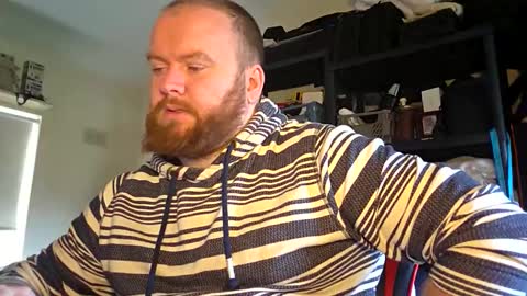 Snapshot of irishdaddy24 chatting on November 2025 01:21:02 PM twitter theirishman205 online show from November 2025 01:21:02 PM