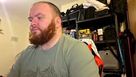 Snapshot of irishdaddy24 chatting on January 2026 06:33:01 PM twitter theirishman205 online show from January 2026 06:33:01 PM