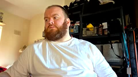 Snapshot of irishdaddy24 chatting on January 2026 01:05:02 PM twitter theirishman205 online show from January 2026 01:05:02 PM