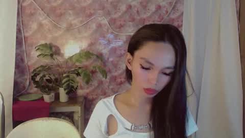 IRISH AND TRIXIE online show from June 2026 07:36:01 PM