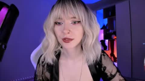 Snapshot of irisice chatting on July 2026 05:22:02 PM Miss Iris Fansly Miss Iris new inst. online show from July 2026 05:22:02 PM
