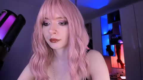 Snapshot of irisice chatting on July 2026 04:36:01 PM Miss Iris Fansly Miss Iris new inst. online show from July 2026 04:36:01 PM