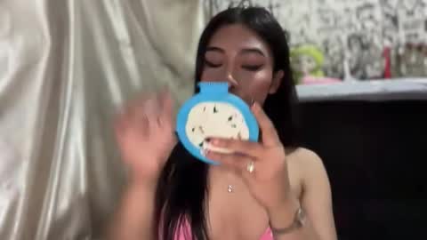 iriss_fox online show from December 2025 10:57:02 AM