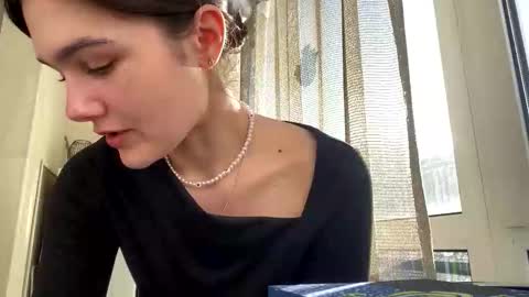 irisss31 online show from February 2026 12:15:02 PM