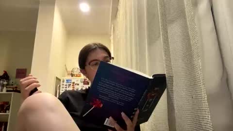 irisss31 online show from March 2026 07:41:02 PM