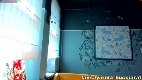 Snapshot of irma_bucciarati chatting on September 2025 11:43:01 AM irma_bucciarati online show from September 2025 11:43:01 AM