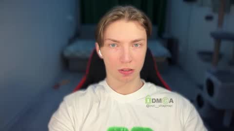 Iron online show from January 2025 08:56:02 PM