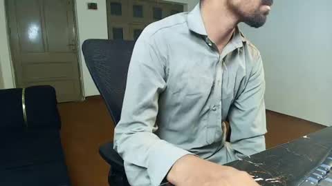 Naveed online show from July 2026 06:54:02 PM