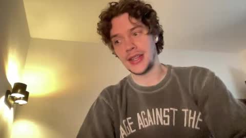 Sam online show from February 2026 09:33:02 PM